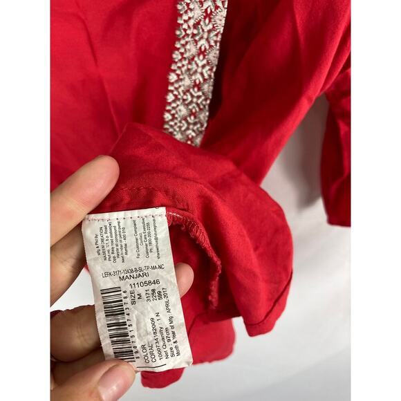 Srishti Embroidered Flap Front Top Size Medium - Picture 5 of 6